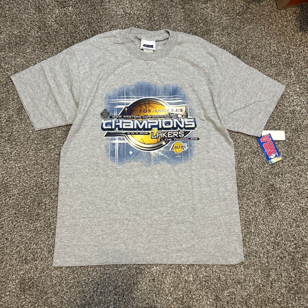 Vintage NWT 2002 Champions Los Angeles Lakers 3 In A Row Size large T Shirt